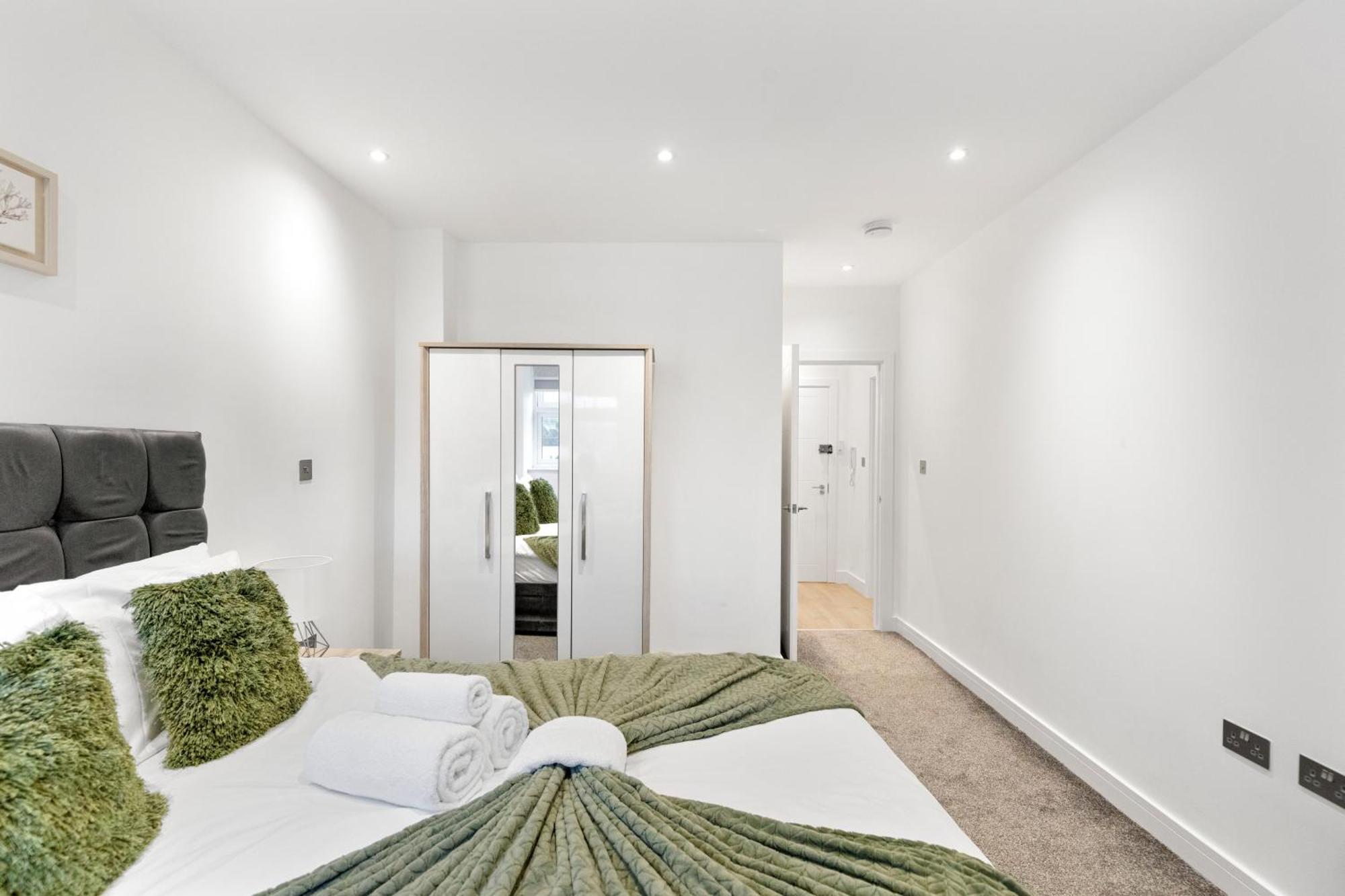 Bright And Spacious Apartment - Excellent Location London Bagian luar foto